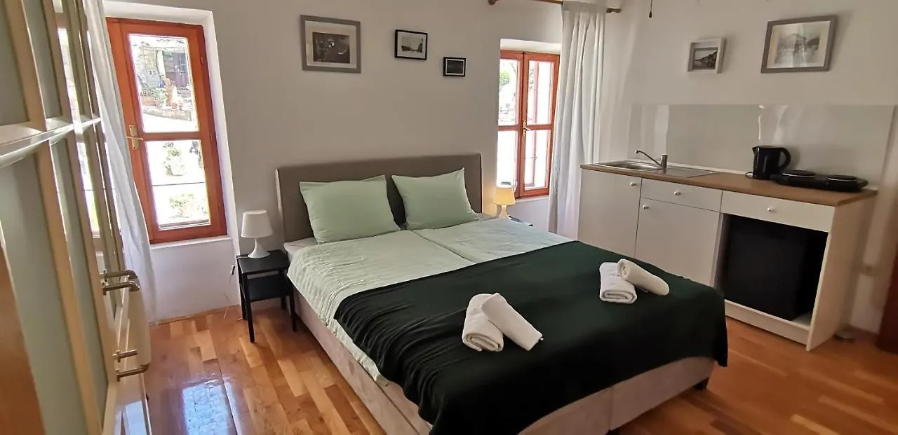 Pensjonat Studio Apartment L&G Rovinj
